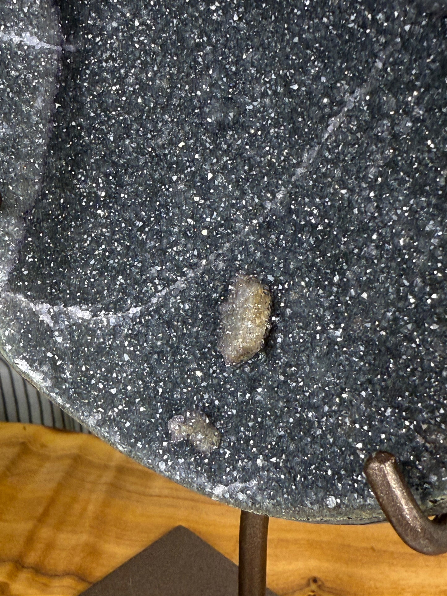 Green amethyst with stand 55a