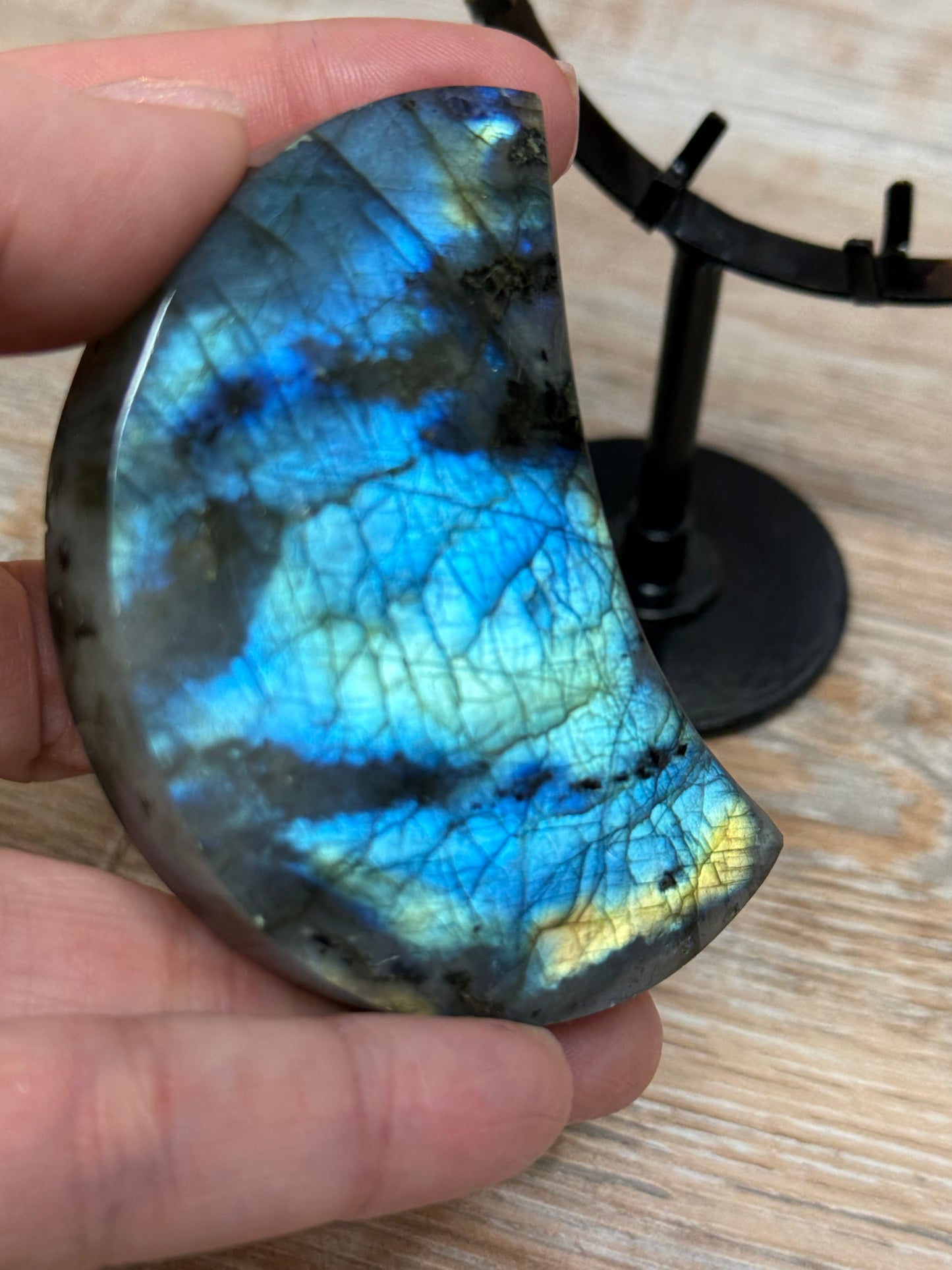 labradorite moon on stand 28b