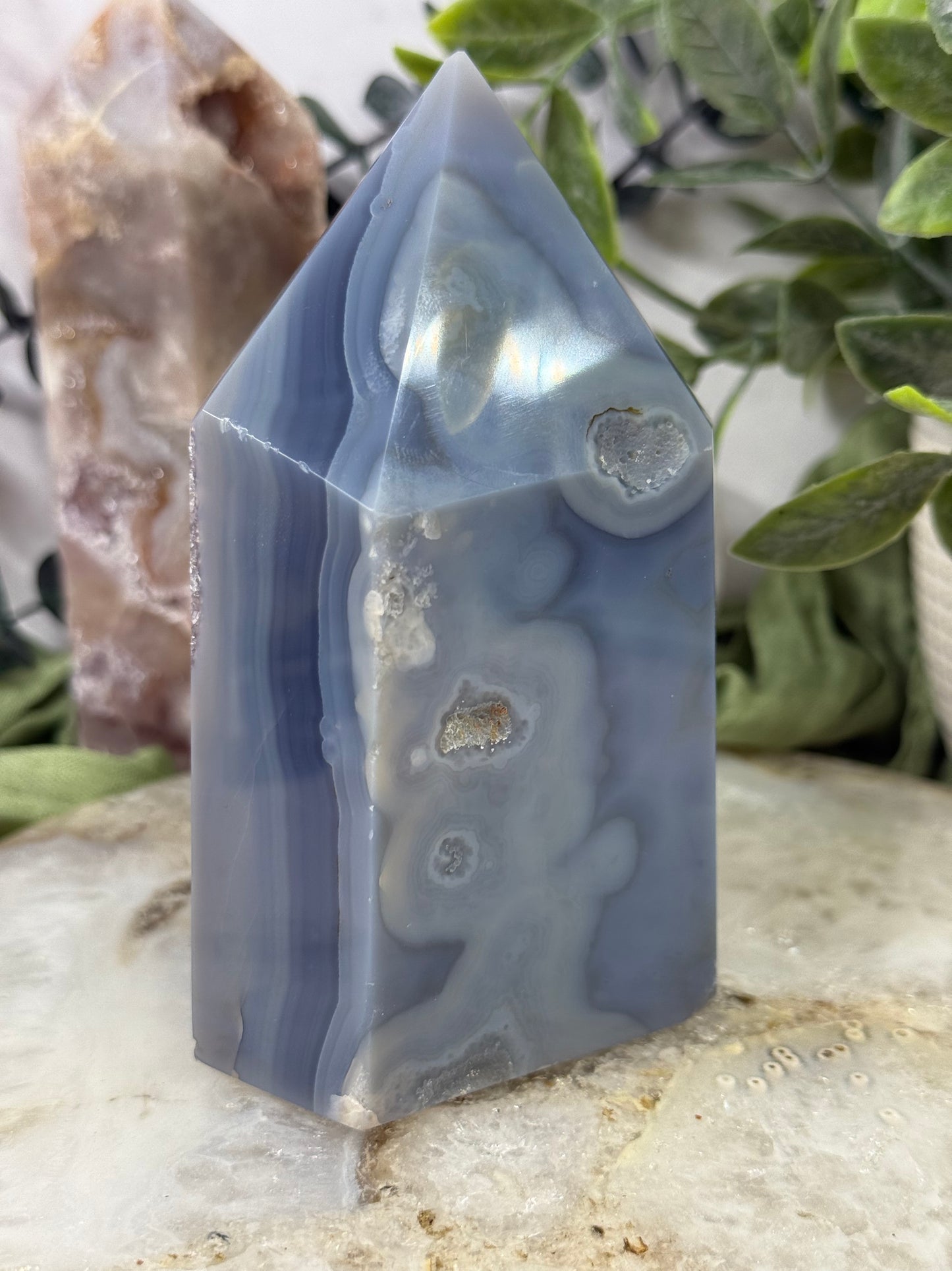 purple amethyst blue agate tower 52k