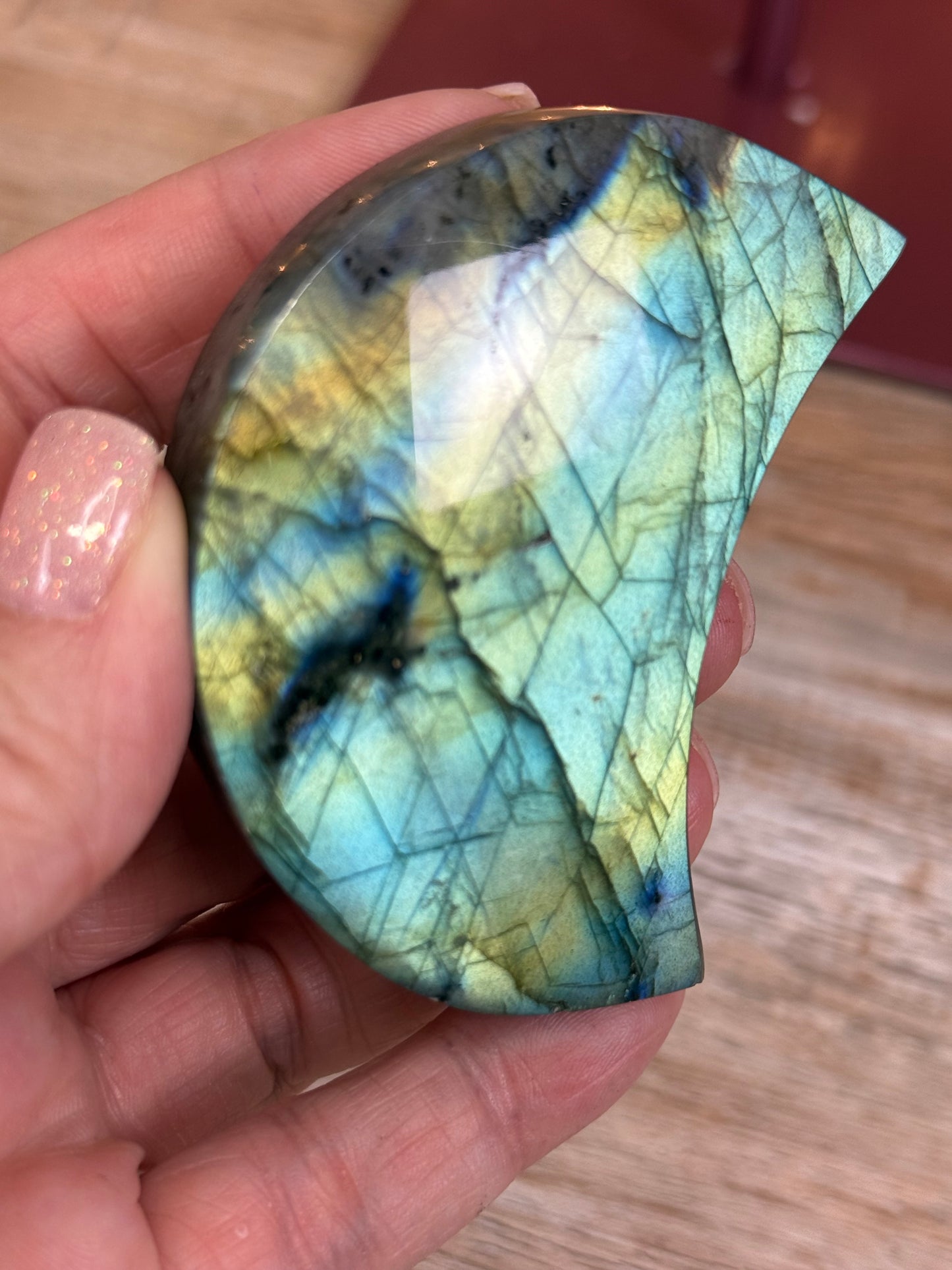labradorite moon on stand 28g