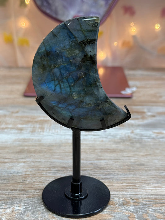 labradorite moon on stand 28b