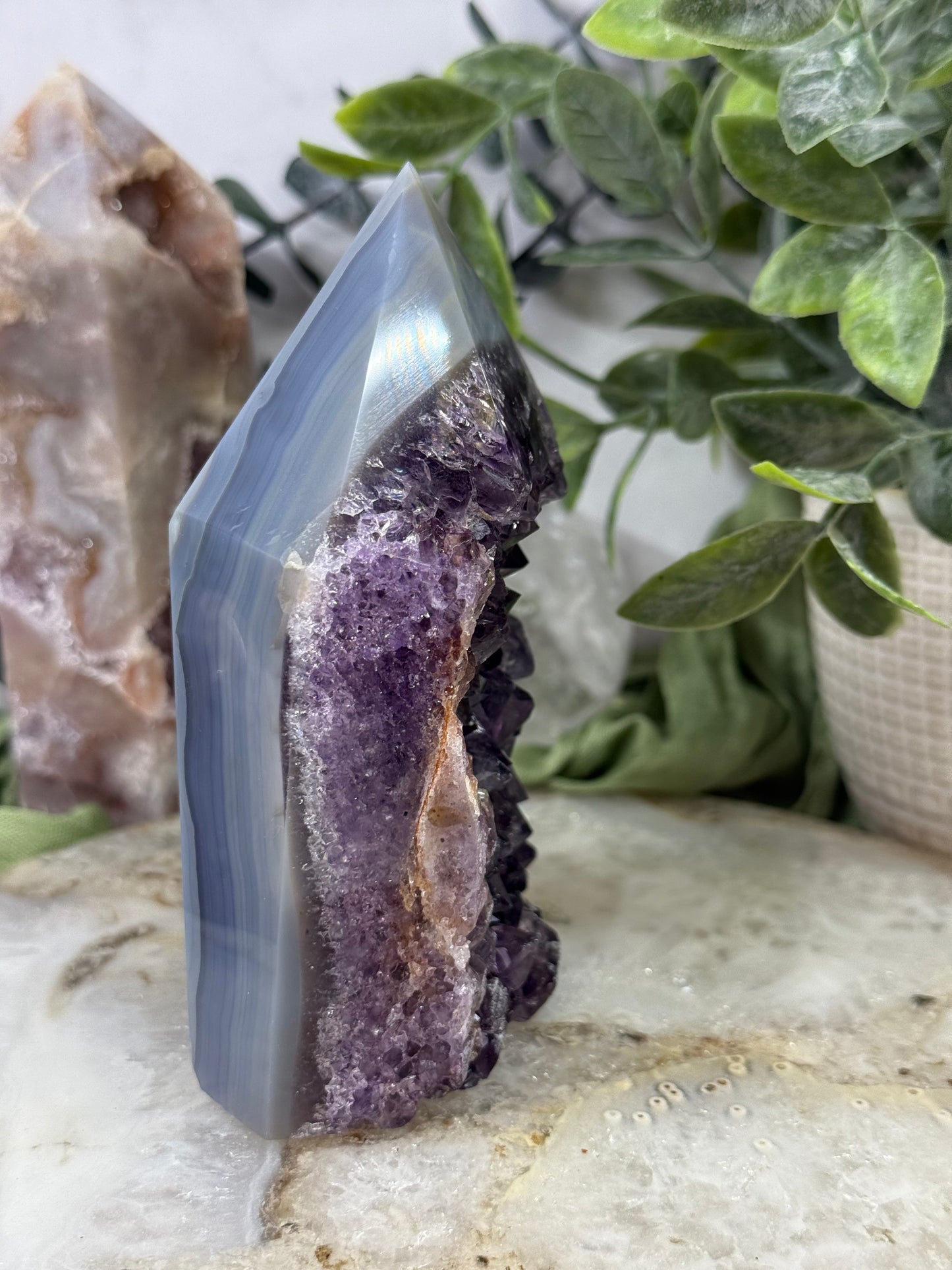 purple amethyst blue agate tower 52k