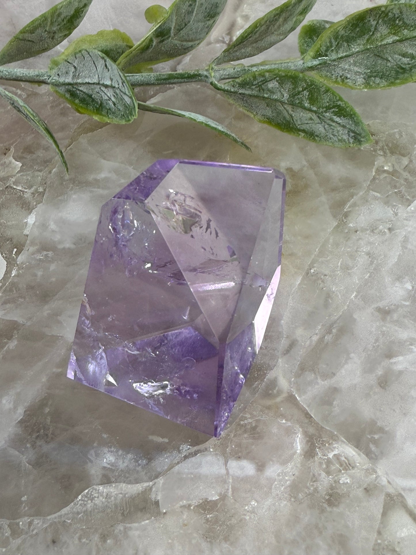 rose de France amethyst 21b