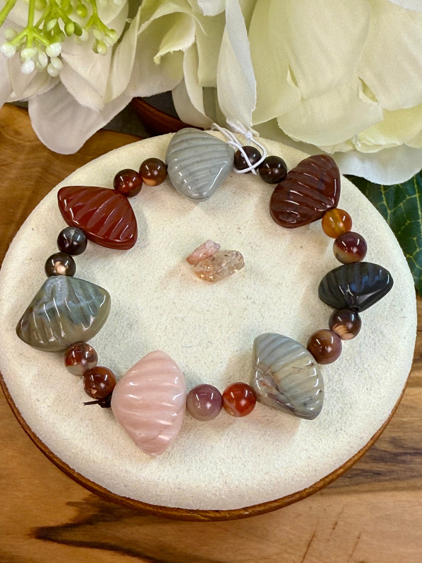carved shell alashan bracelet