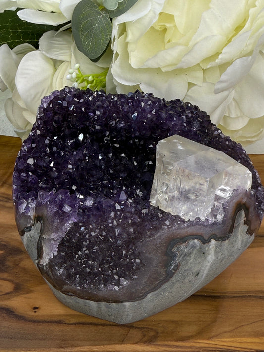 amethyst cupcake freeform with calcite