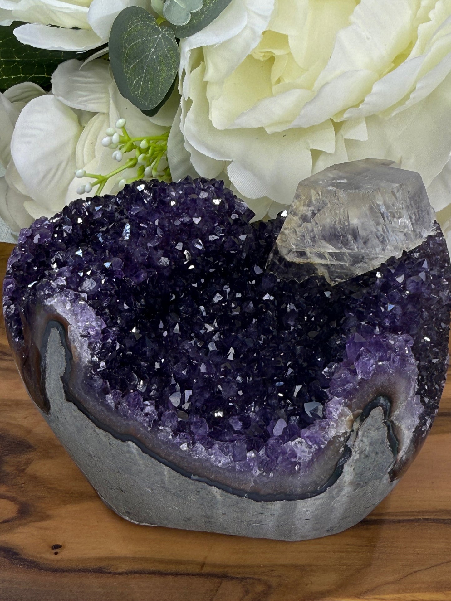 amethyst cupcake freeform with calcite