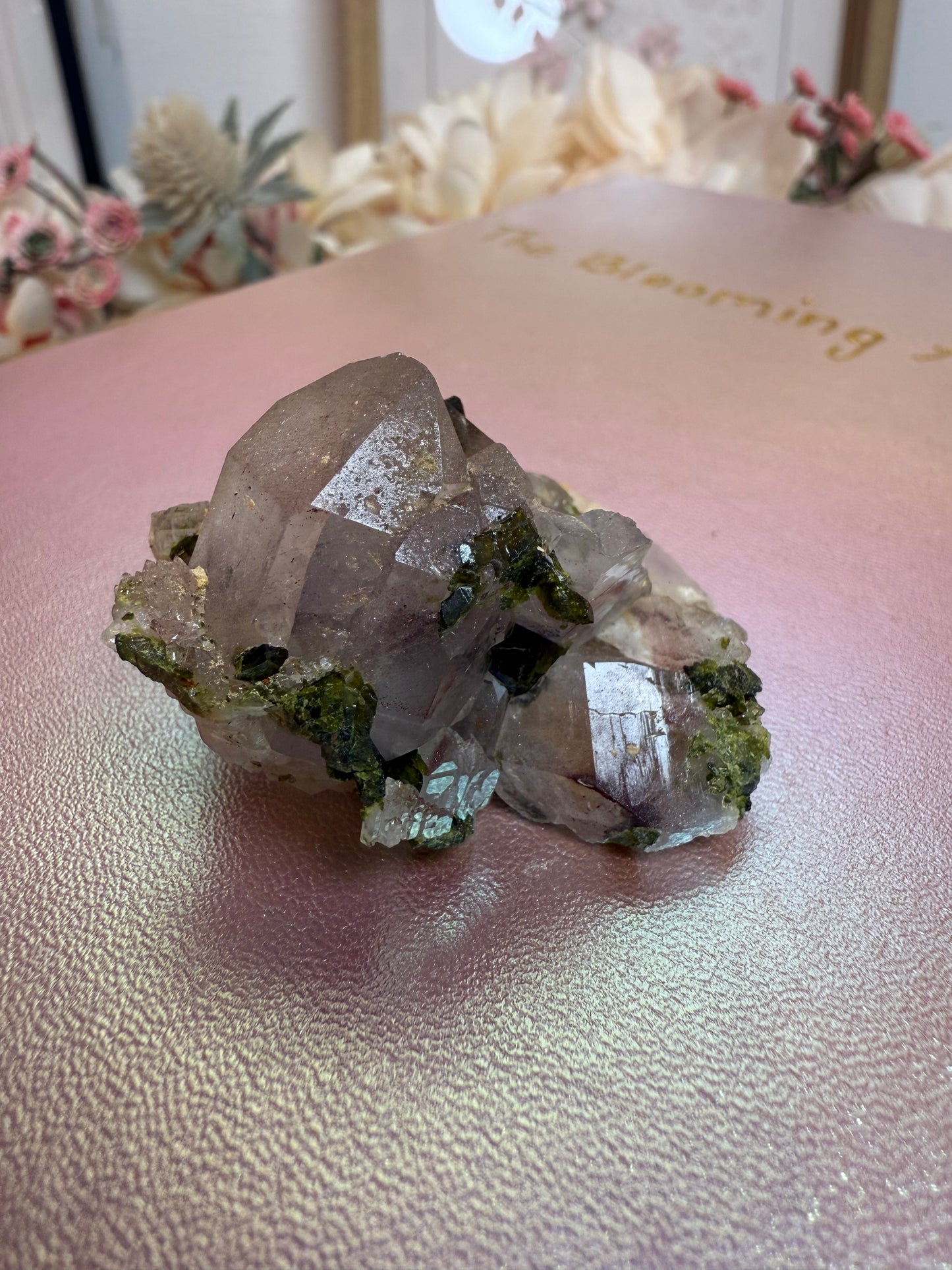 epidote on quartz with super 7